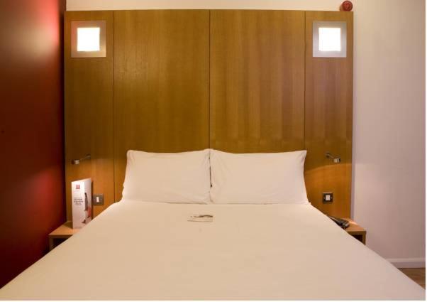 Hotel Ibis Swansea Exterior foto